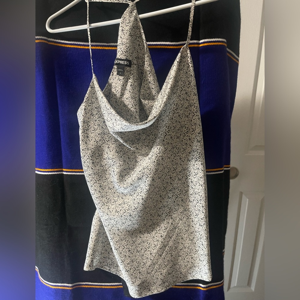 Women’s Express tank top
